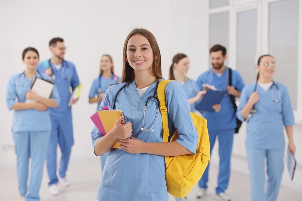 How to Choose the Best Medical Assisting Program